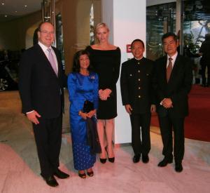 887222_10151832495650299_480502714_o