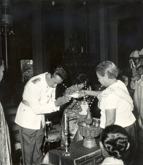 261644_10150370162800299_3637138_n (1)