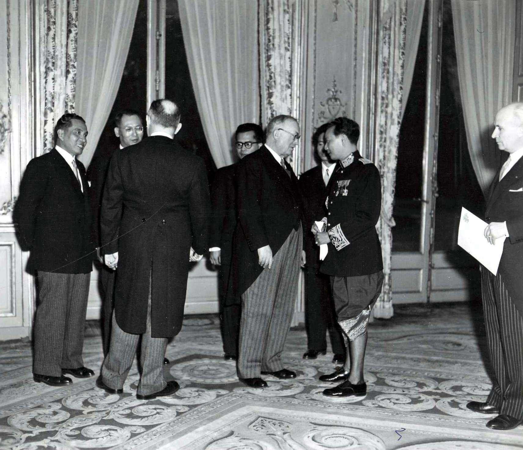 18 novembre 1952 SKP Monireth lettre commission Vincent Auriol 2