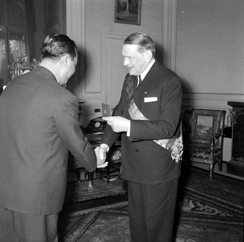 Sisowath Monipong Rene Coty 4