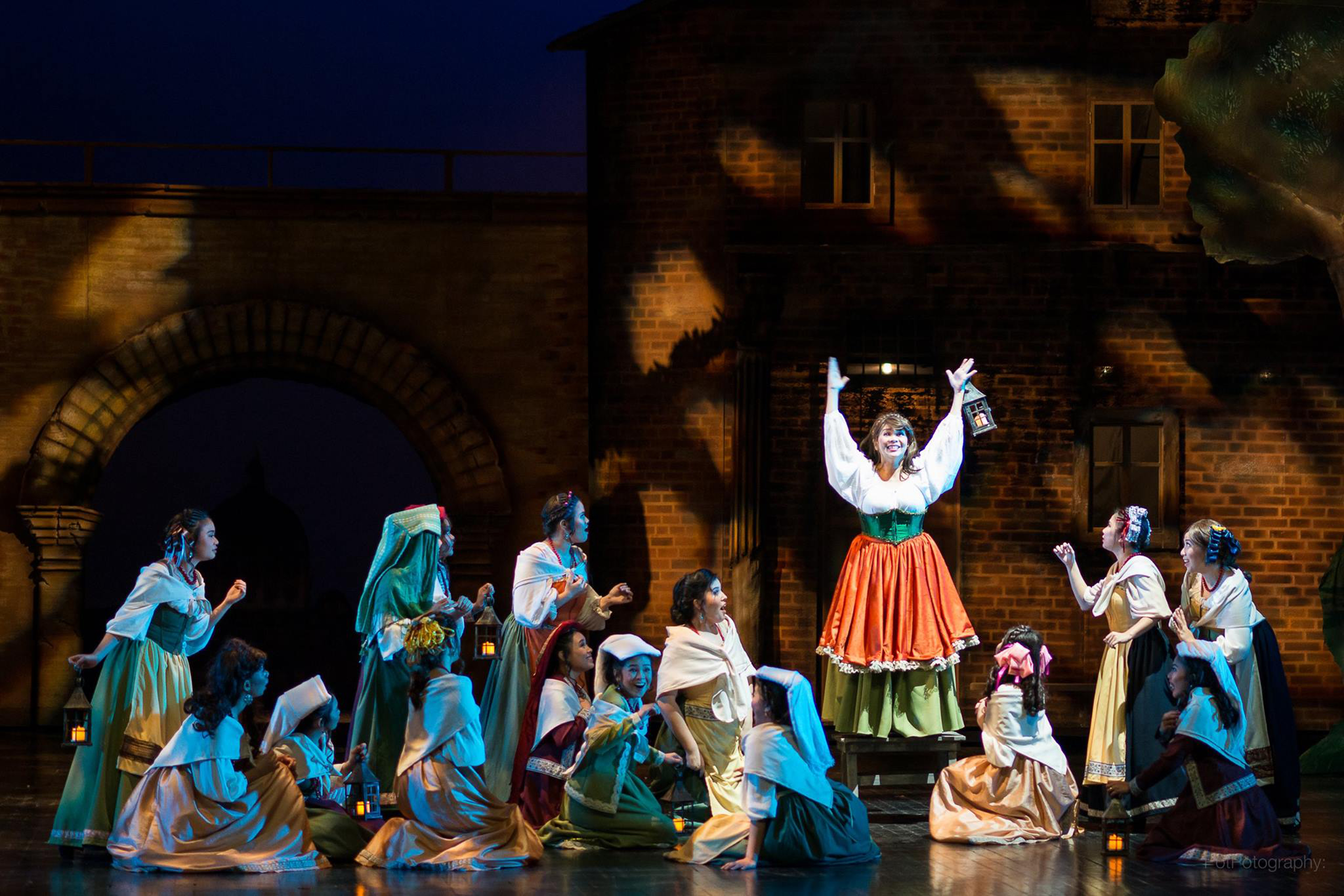 L'elisir_d_amore_Manila 04 Rachelle Gerodias-Park