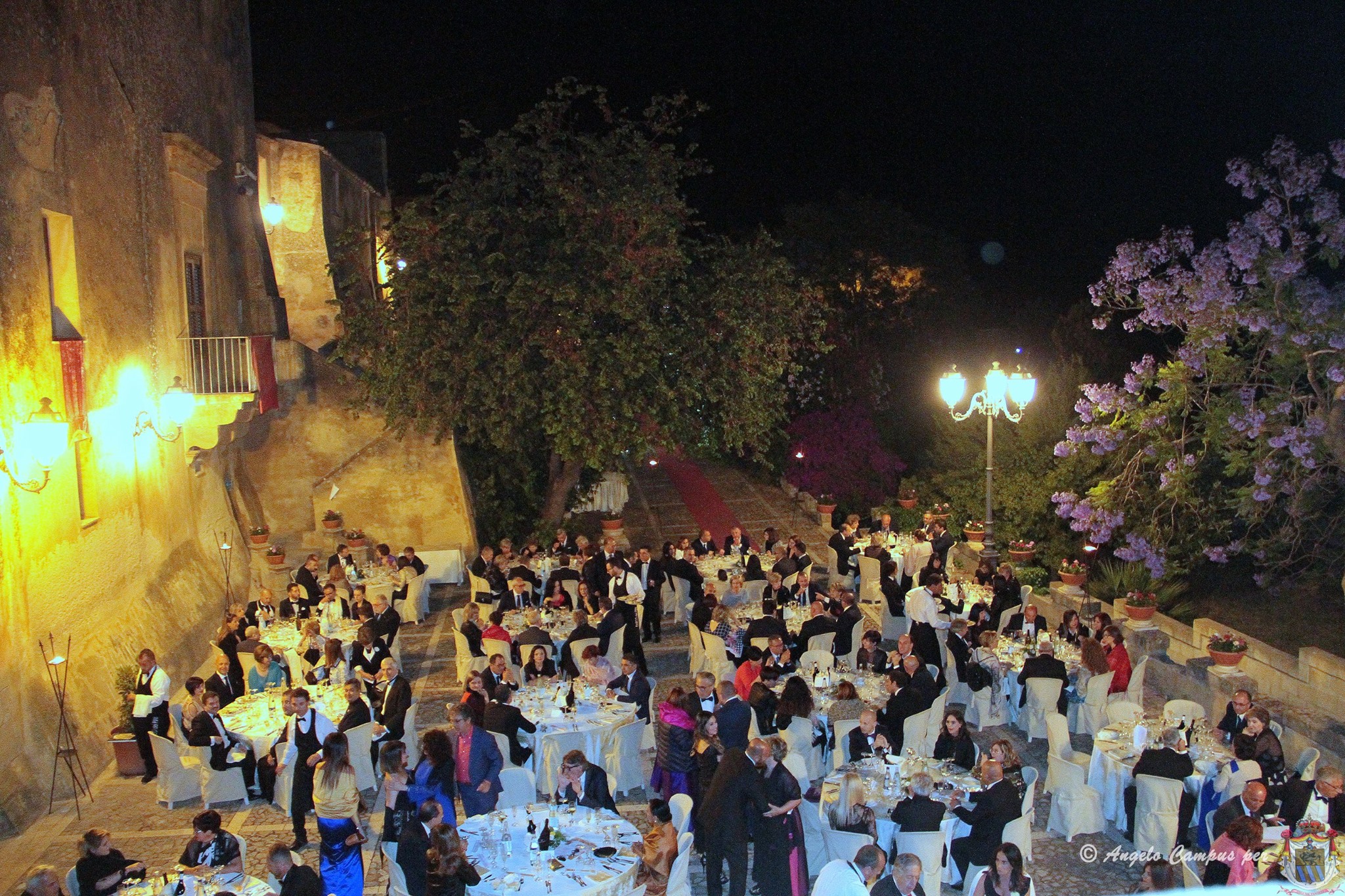 35682247_10216807963821151_5216098018461220864_o